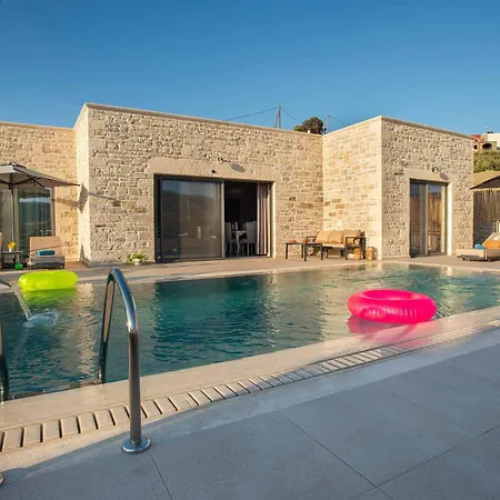 Villa Stone Diamond Sívas