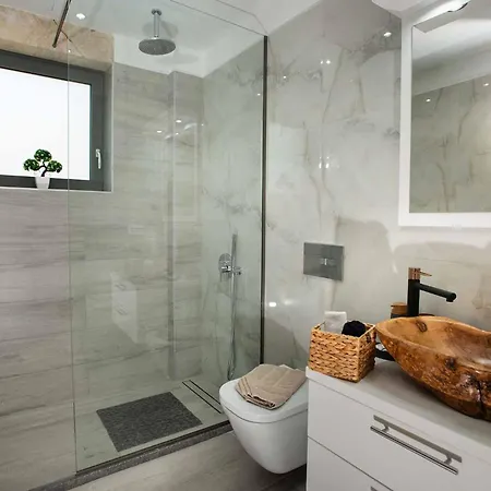 Stone Diamond Villa *